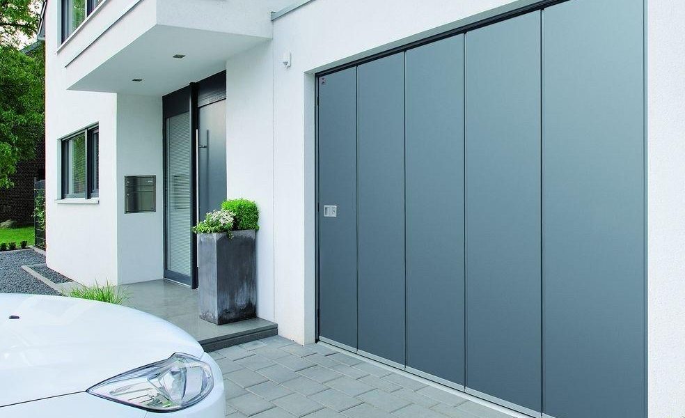 Bramy garażowe – funkcjonalność i bezpieczeństwo dla twojego domu